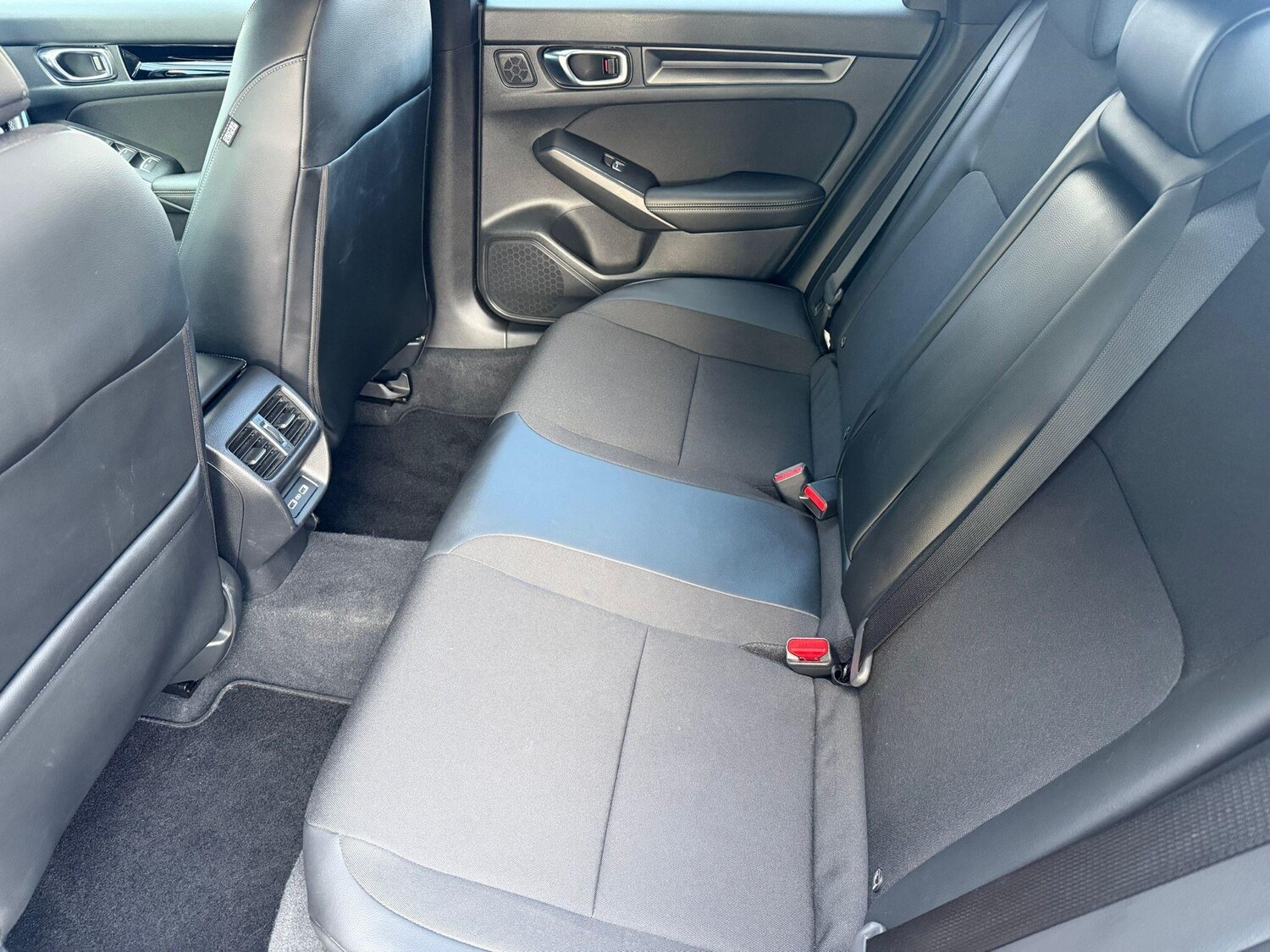 Used Honda Civic for sale - 77587180: Photo 9