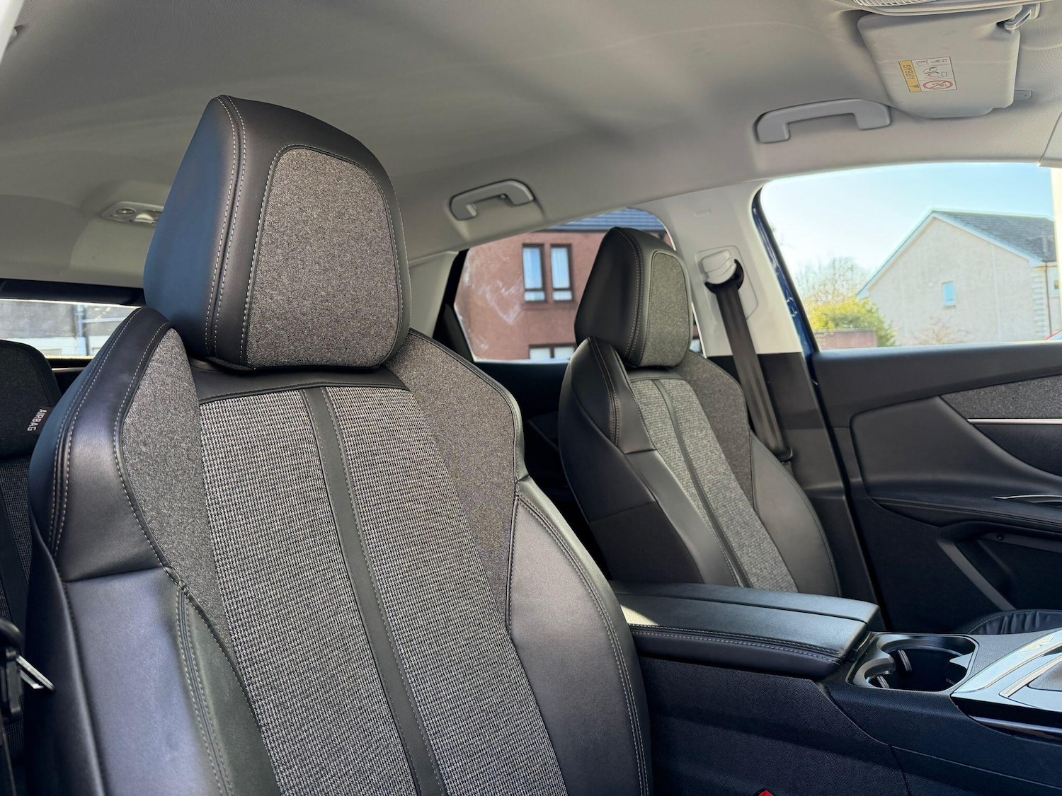 Used Peugeot 3008 2018 for sale - 77737314: Photo 9