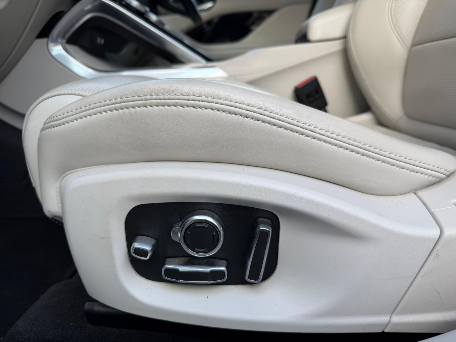 Used Jaguar I-Pace 2019 for sale - 76647602: Photo 12