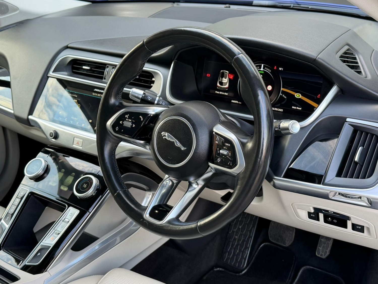 Used Jaguar I-Pace 2019 for sale - 76647602: Photo 26