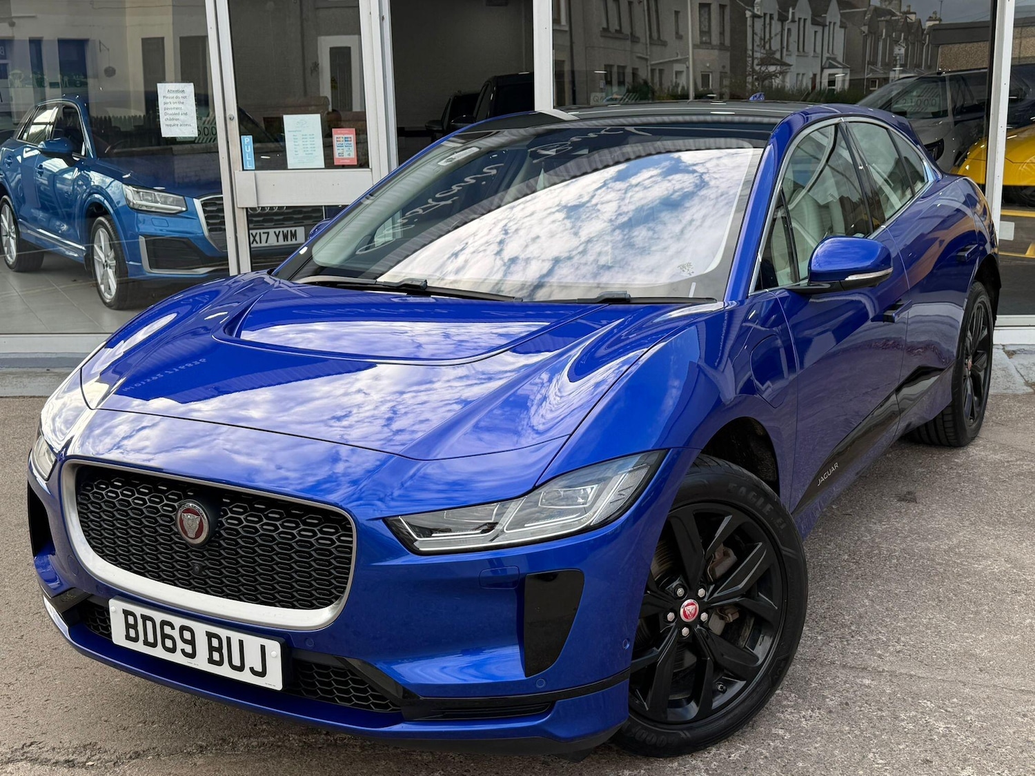 Used Jaguar I-Pace 2019 for sale - 76647602: Photo 4