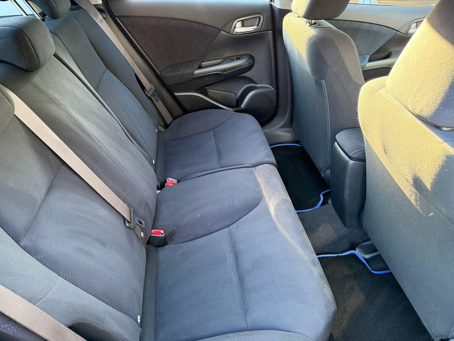 Used Honda Civic 2015 for sale - 76926412: Photo 10