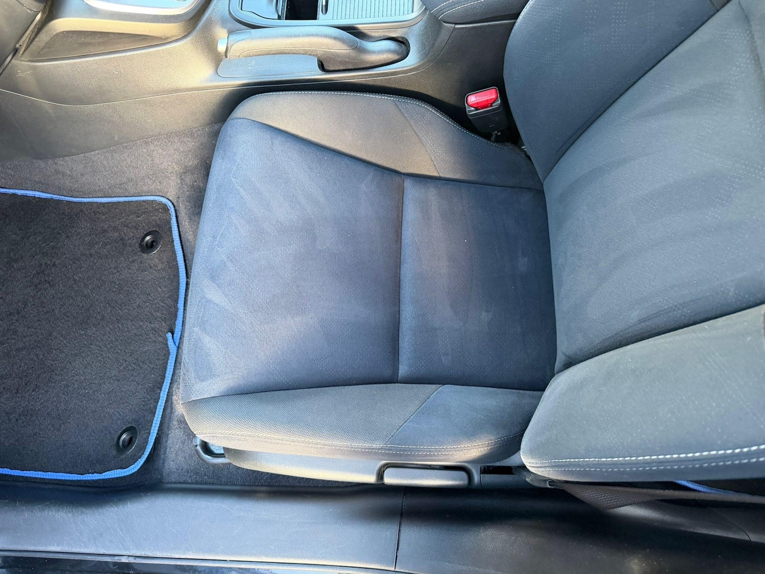 Used Honda Civic 2015 for sale - 76926412: Photo 11