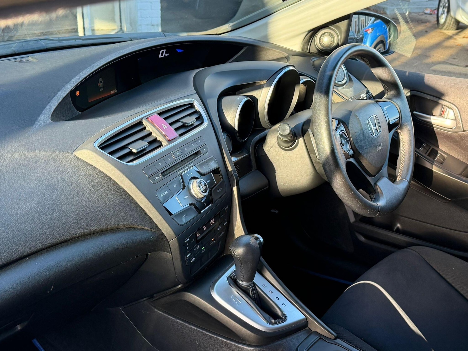 Used Honda Civic 2015 for sale - 76926412: Photo 8