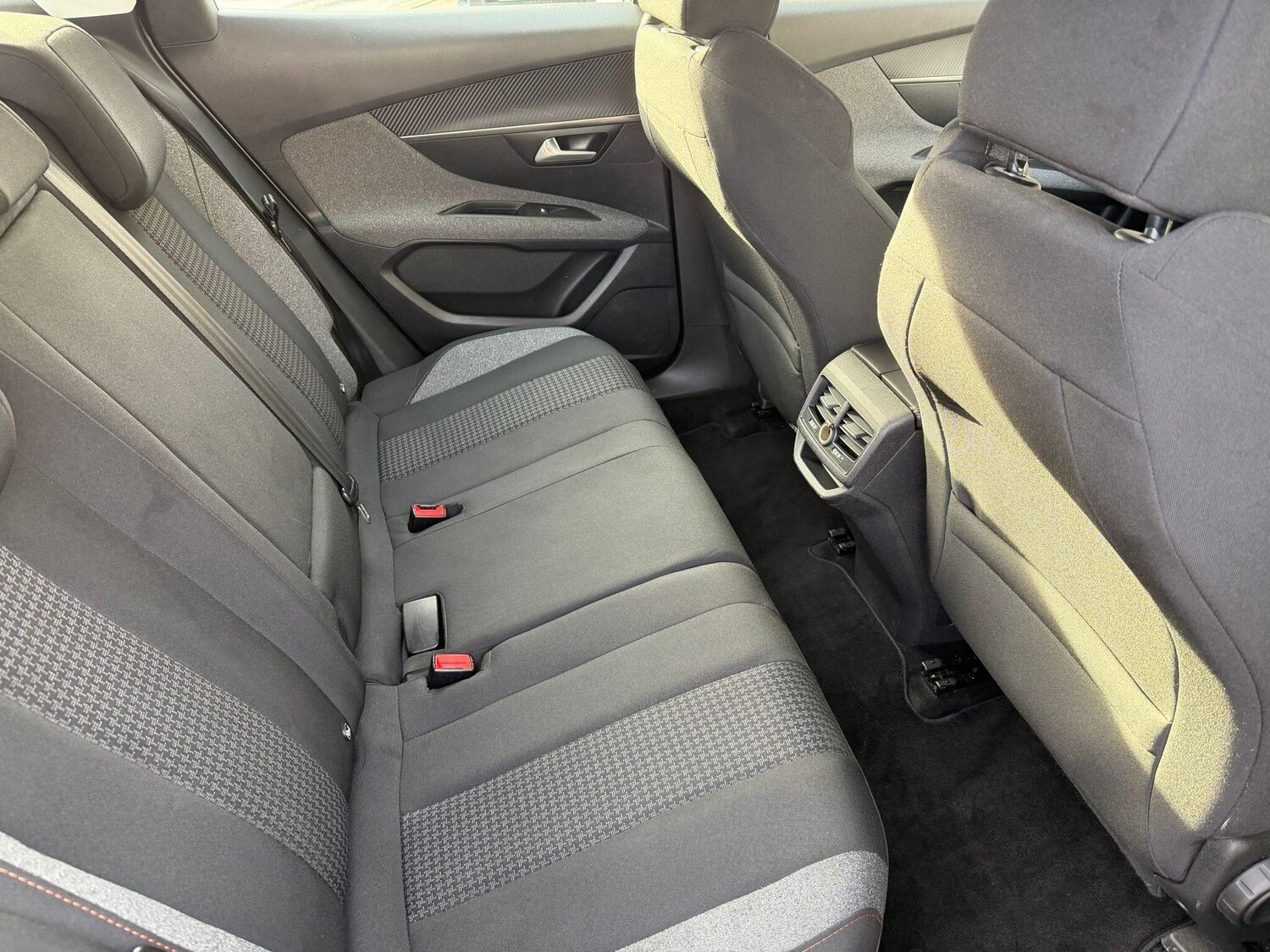 Used Peugeot 3008 2017 for sale - 76646067: Photo 8