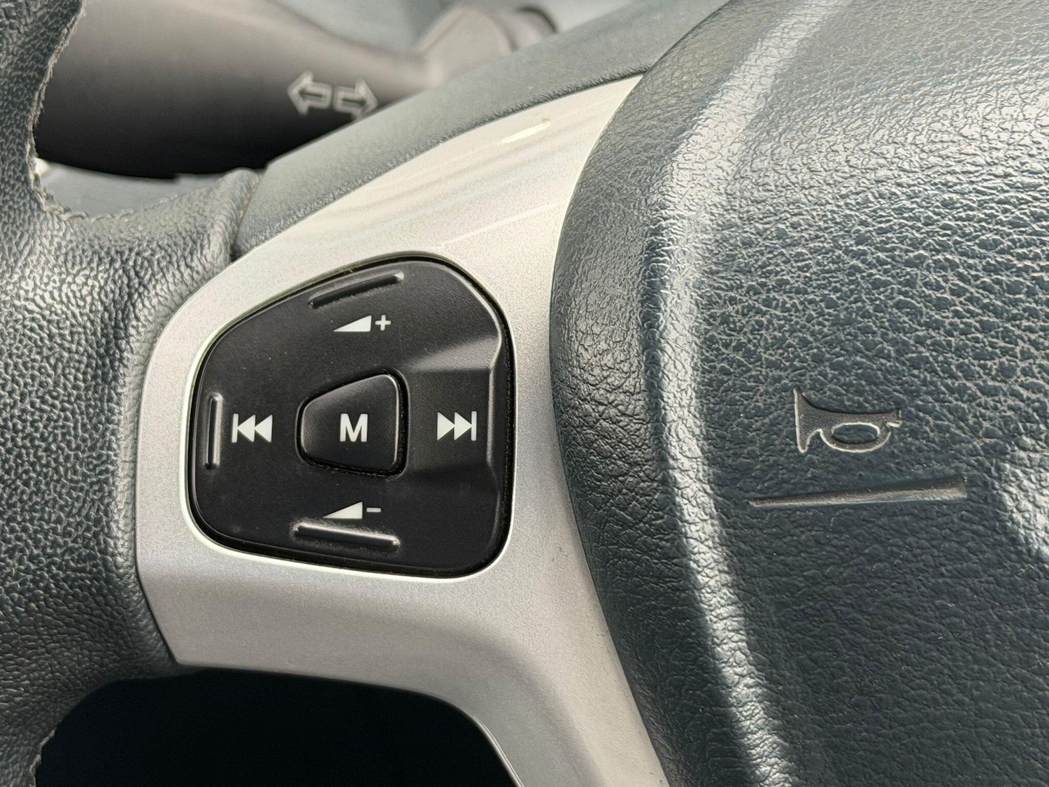 Used Ford Fiesta 2012 for sale - 76989678: Photo 10