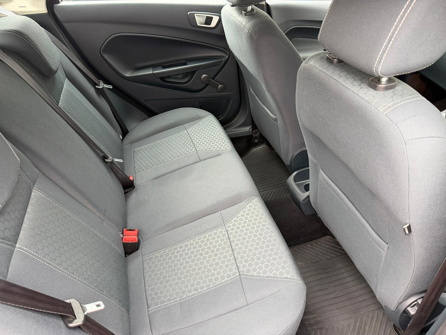 Used Ford Fiesta 2012 for sale - 76989678: Photo 8