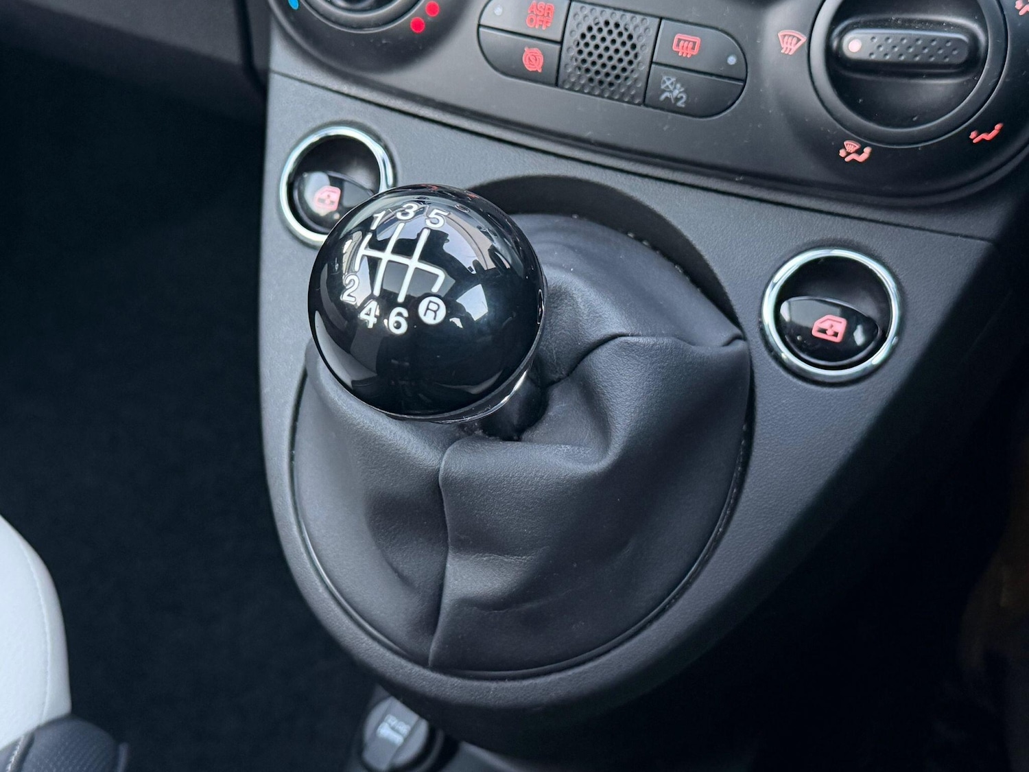 Used Fiat 500 2023 for sale - 76849729: Photo 4