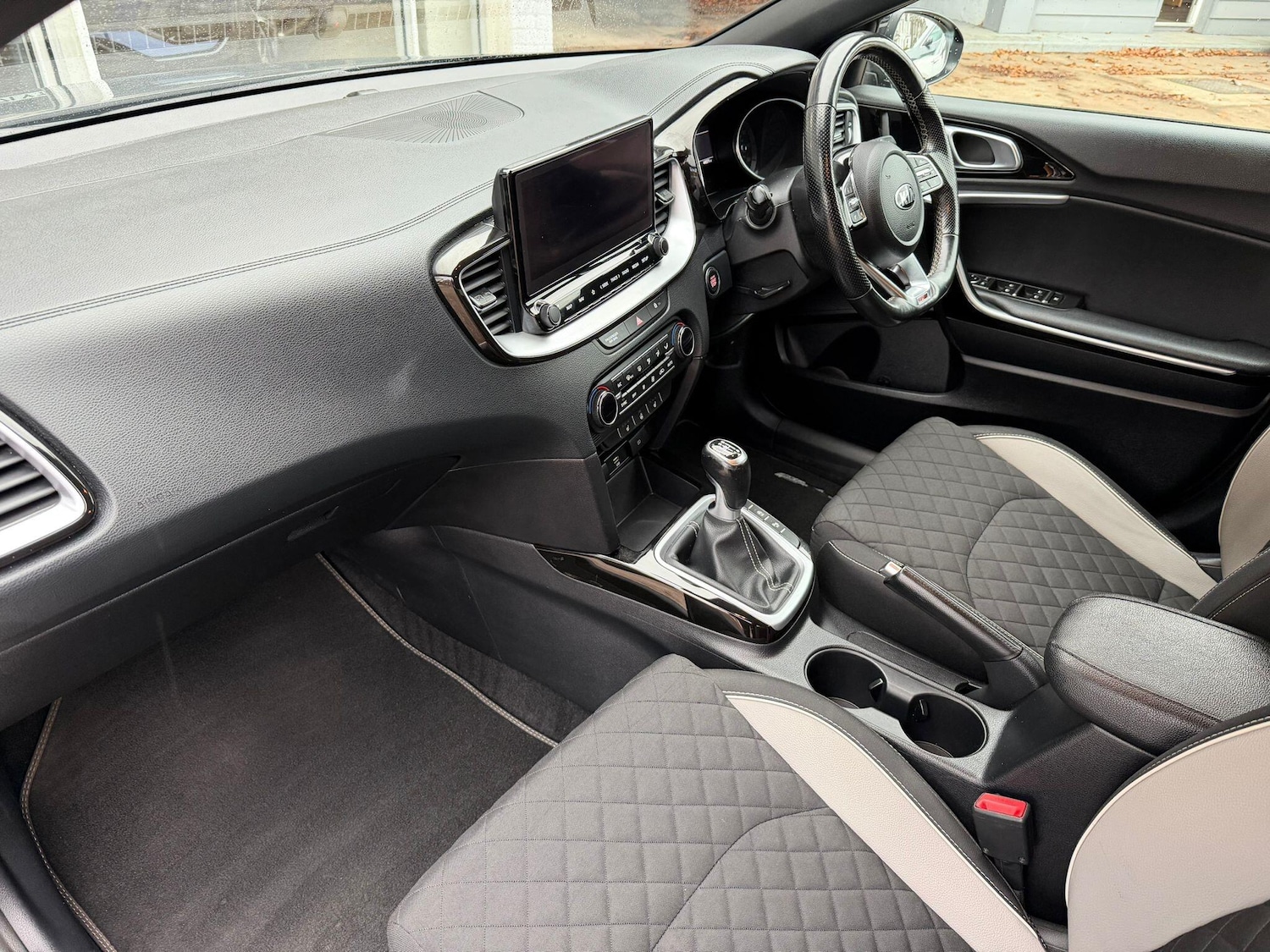 Used Kia Ceed 2021 for sale - 76700997: Photo 8