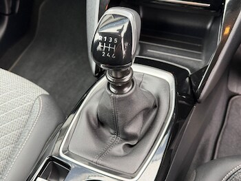 Used Peugeot 208 2025 for sale - 77882305: Photo