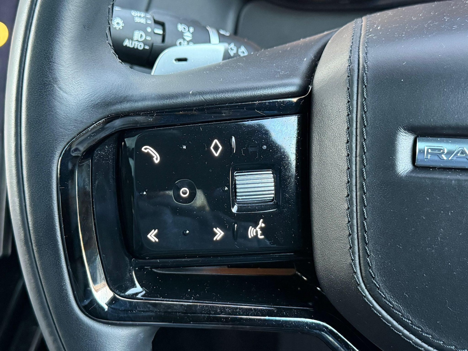 Used Land Rover Range Rover Sport 2023 for sale - 77109056: Photo 12