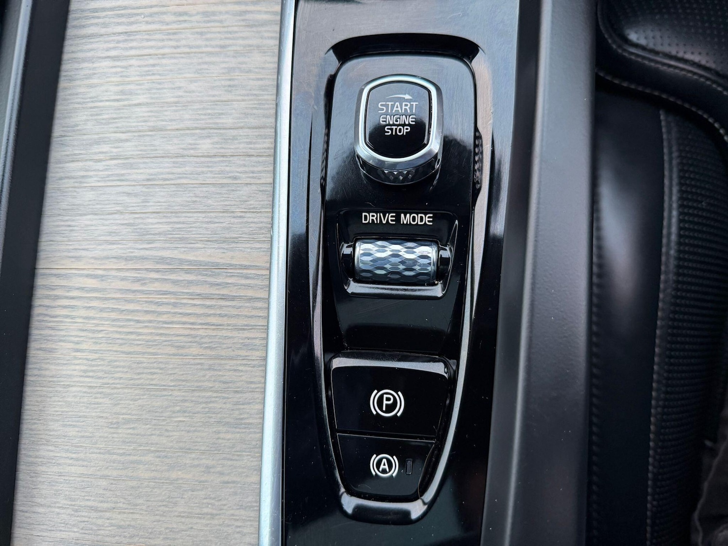 Used Volvo XC60 2020 for sale - 76647550: Photo 12