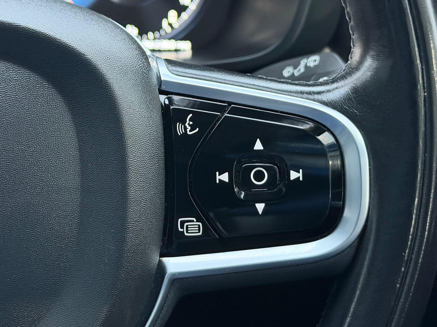 Used Volvo XC60 2020 for sale - 76647550: Photo 15