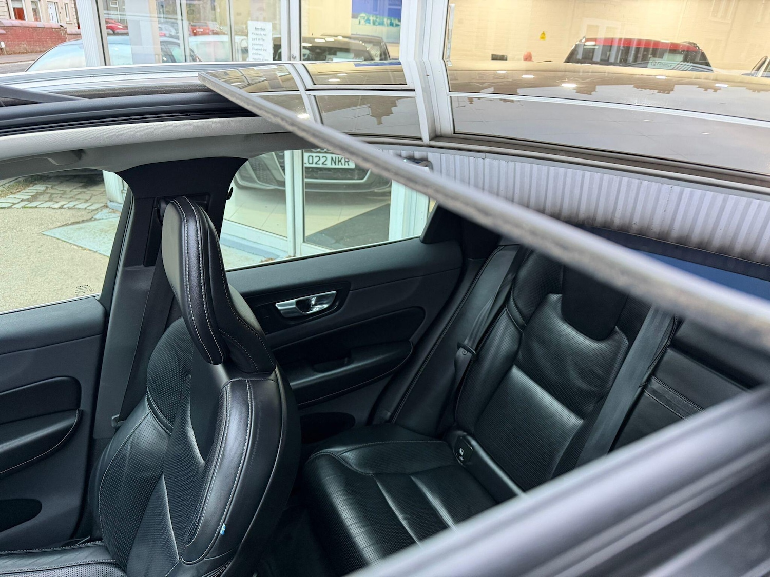 Used Volvo XC60 2020 for sale - 76647550: Photo 32