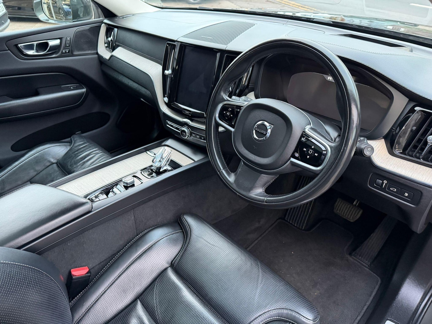 Used Volvo XC60 2020 for sale - 76647550: Photo 7