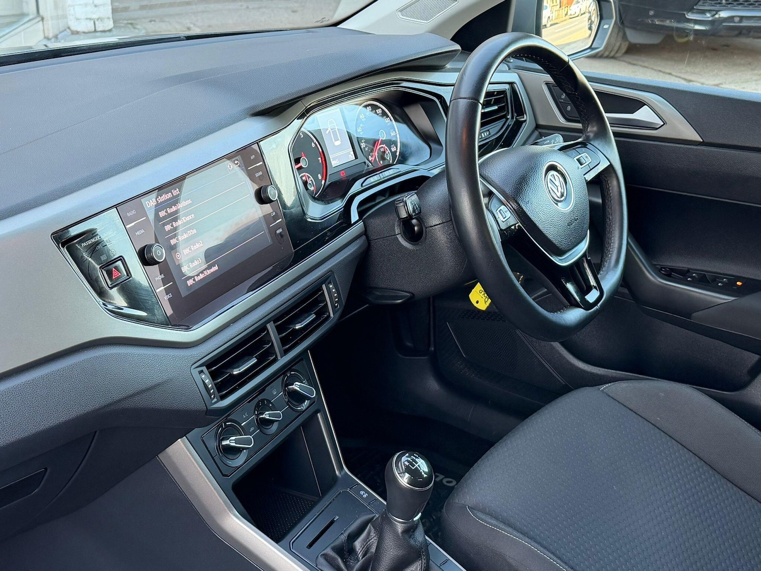 Used Volkswagen Polo for sale - 77970525: Photo 10