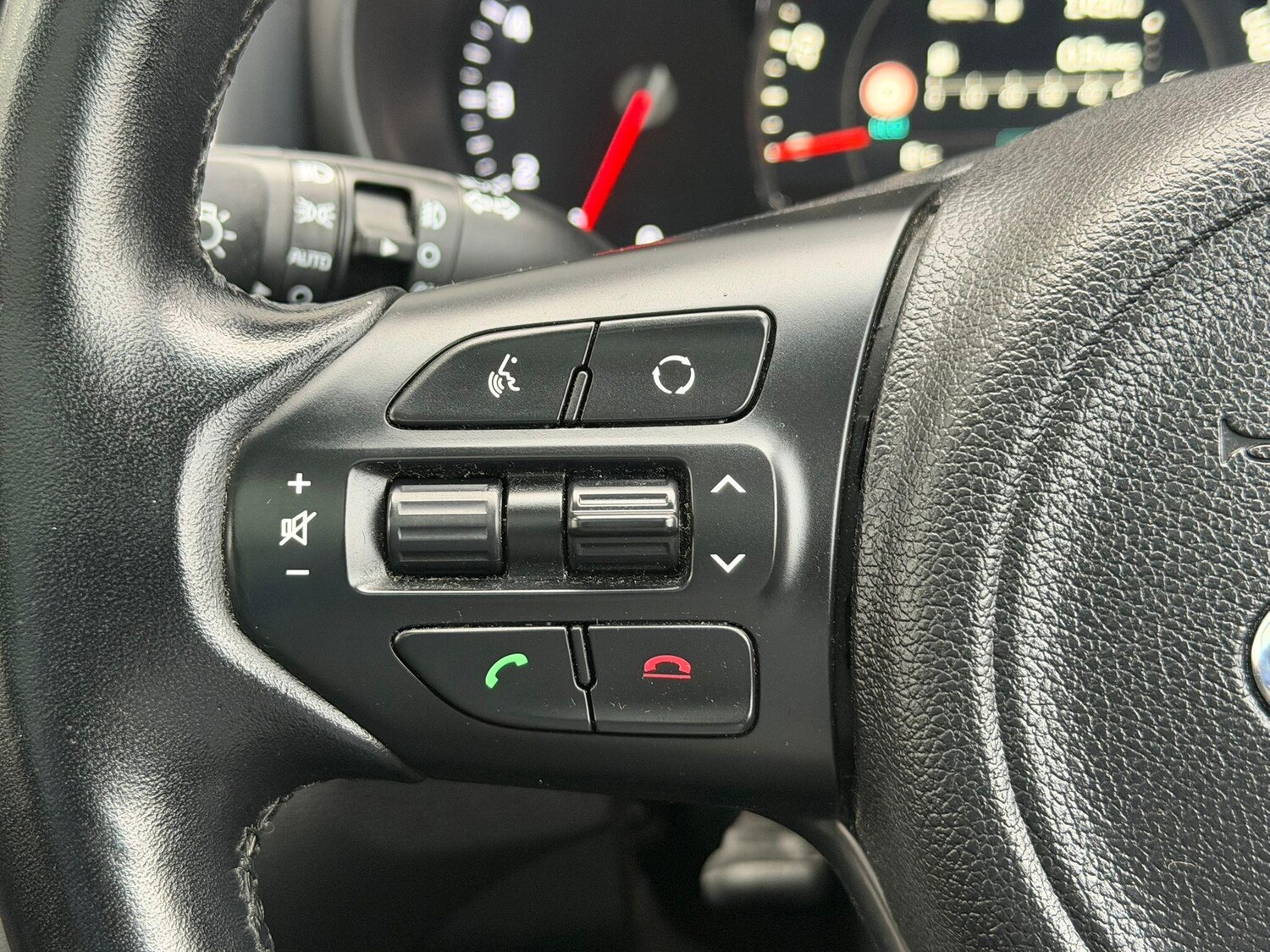 Used Kia Sorento 2015 for sale - 76647566: Photo 17