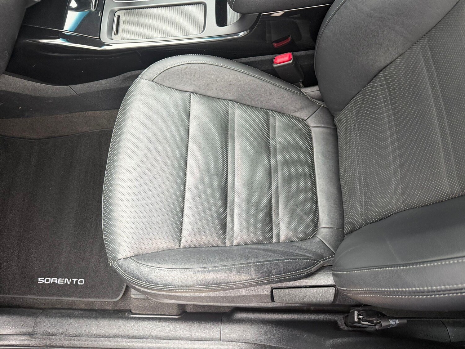 Used Kia Sorento 2015 for sale - 76647566: Photo 36