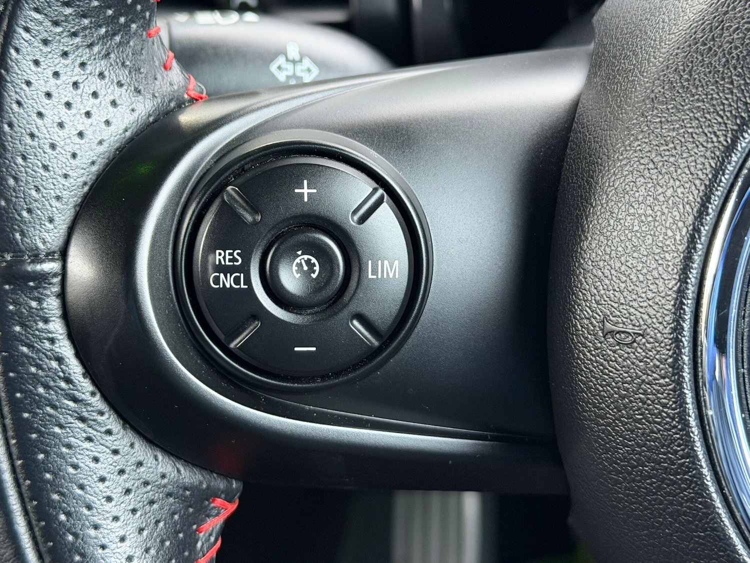 Used MINI Hatch 2019 for sale - 77119628: Photo 12