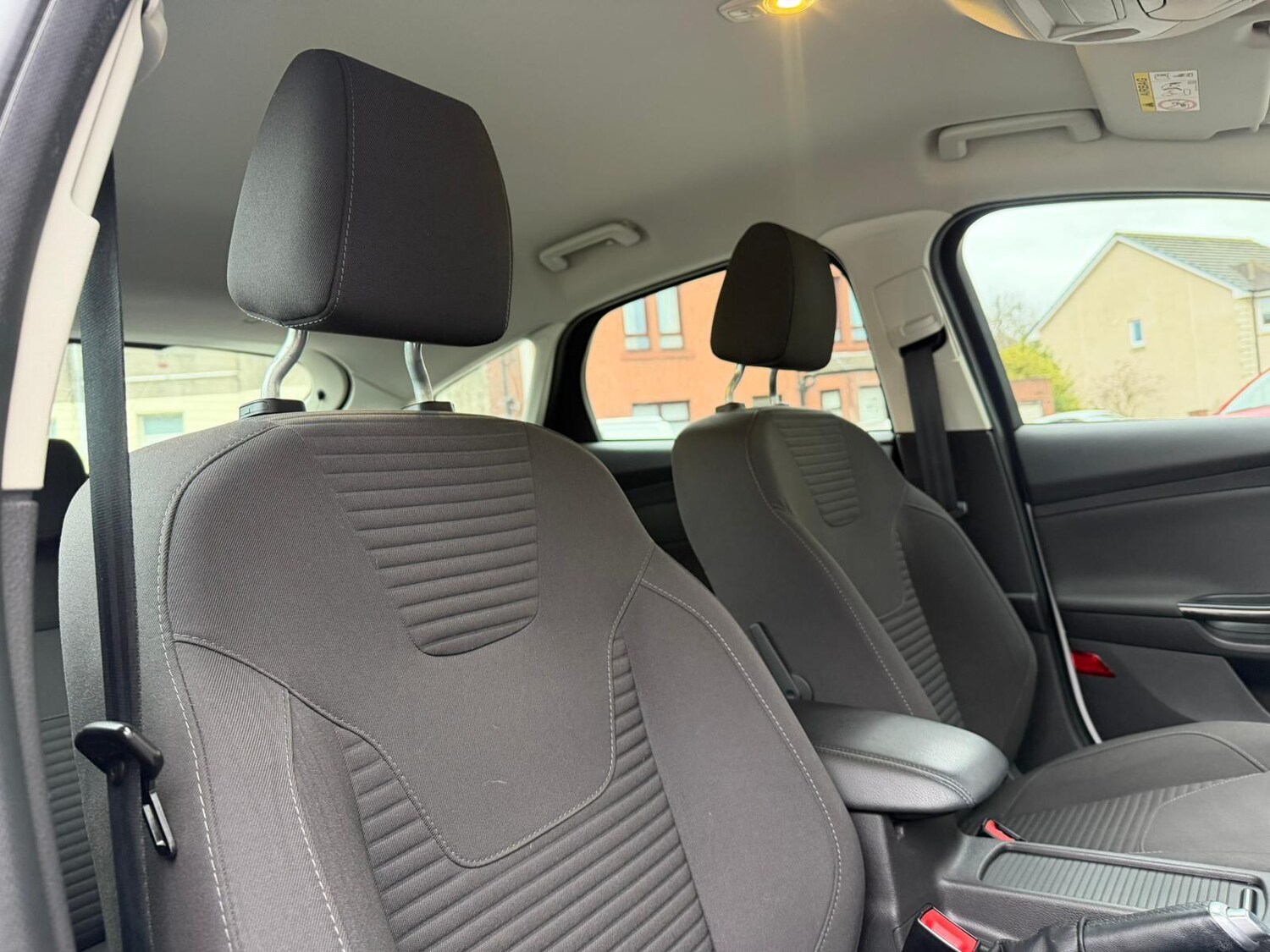 Used Ford Focus for sale - 77683532: Photo 8