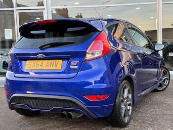 Used Ford Fiesta 2015 for sale - 77082067: Photo