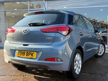 Used Hyundai i20 2018 for sale - 76647513: Photo