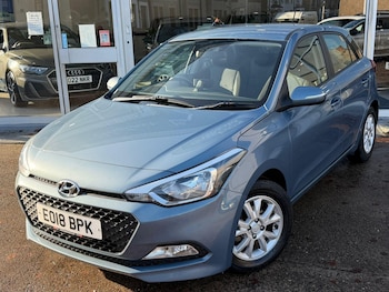 Used Hyundai i20 2018 for sale - 76647513: Photo
