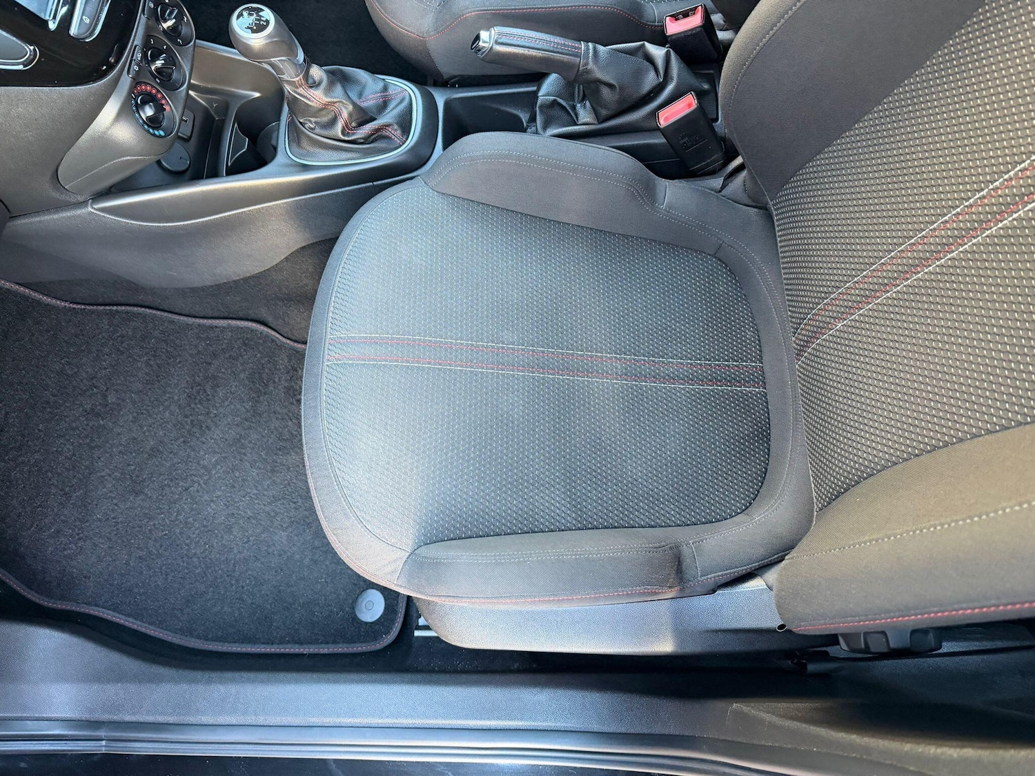 Used Vauxhall Corsa 2018 for sale - 76701887: Photo 22