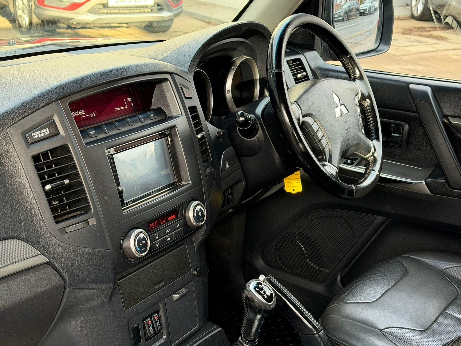 Used Mitsubishi Shogun 2014 for sale - 77377550: Photo 7