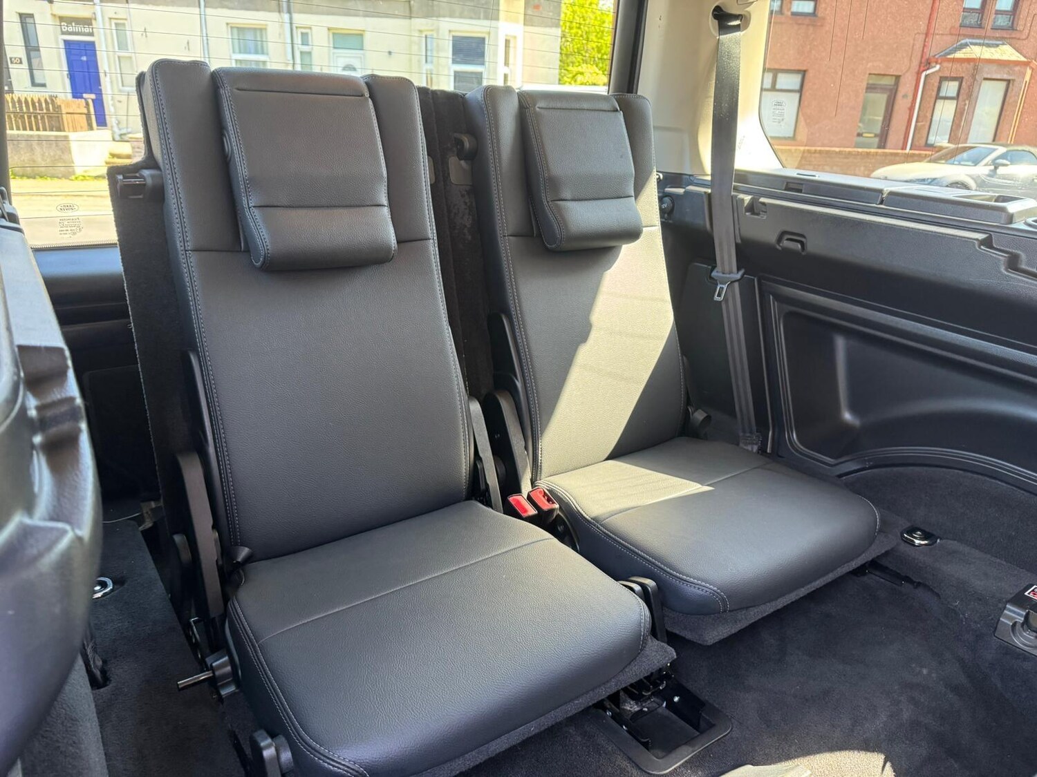 Used Land Rover Discovery 2014 for sale - 76647553: Photo 11