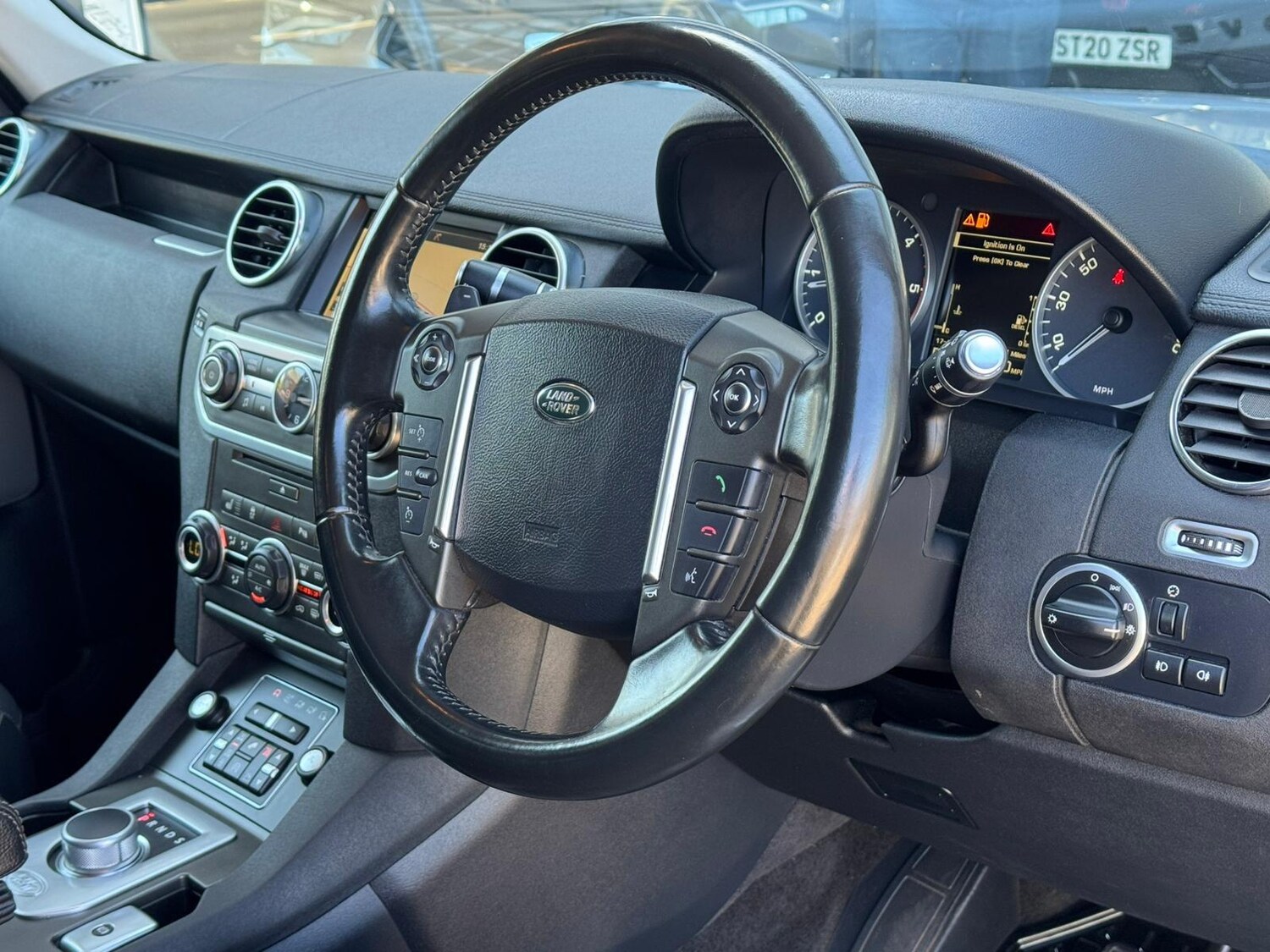 Used Land Rover Discovery 2014 for sale - 76647553: Photo 29