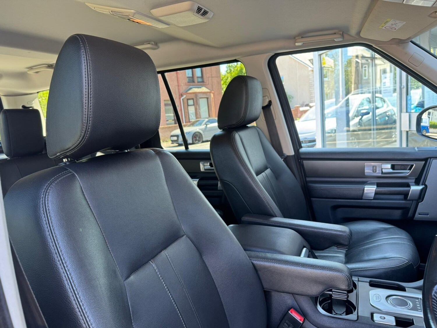 Used Land Rover Discovery 2014 for sale - 76647553: Photo 9