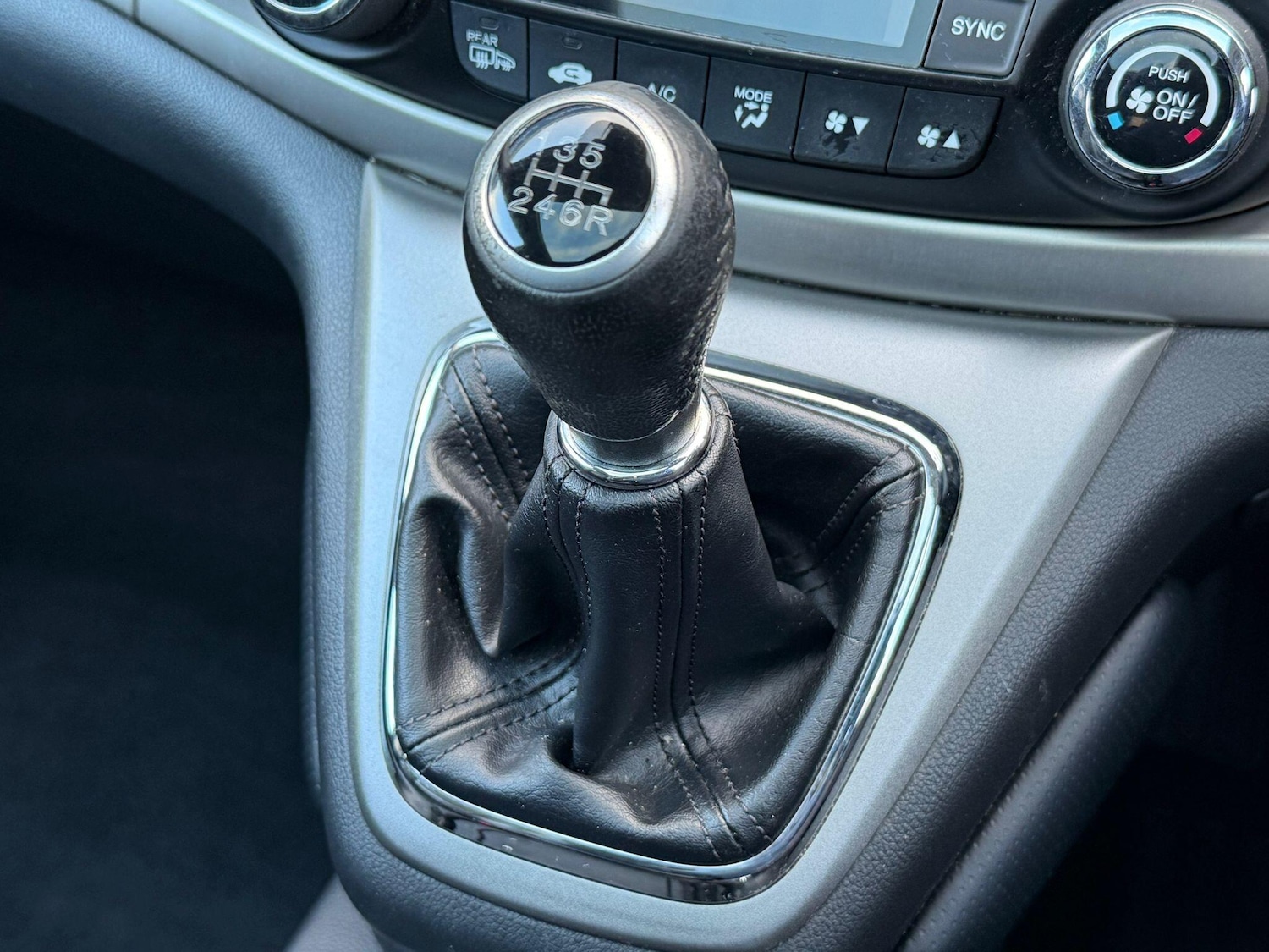 Used Honda CR-V for sale - 77723760: Photo 9