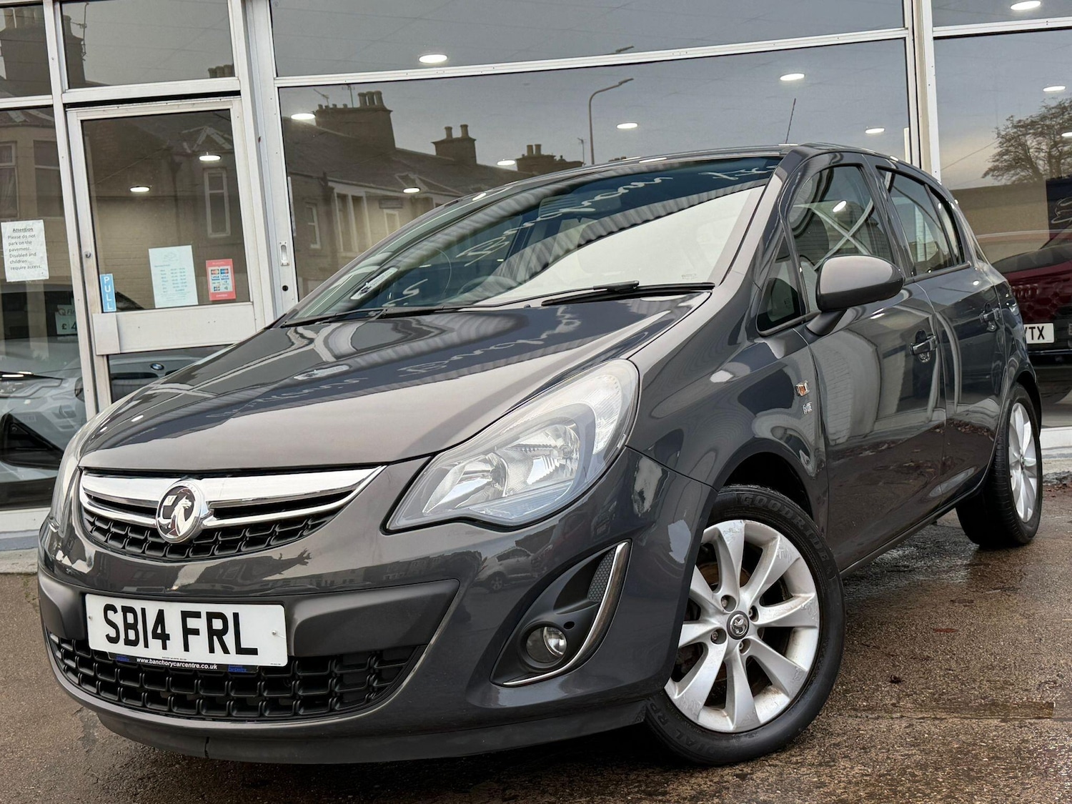 Used Vauxhall Corsa 2014 for sale - 76976826: Photo 1