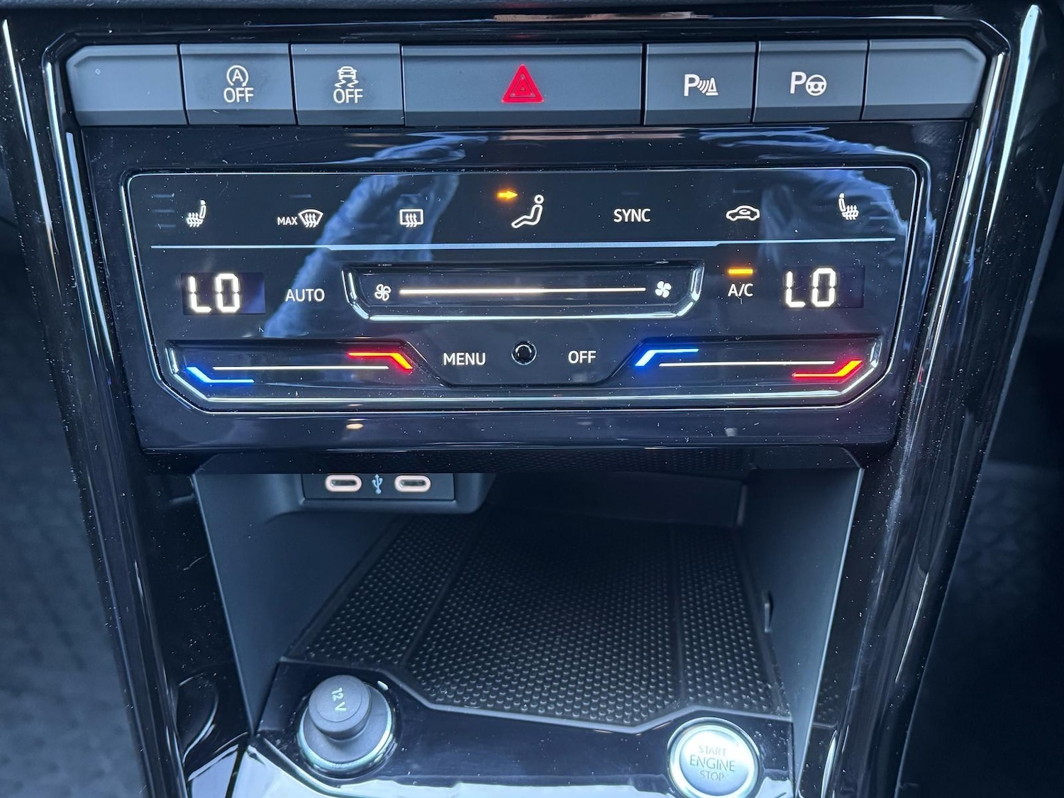 Used Volkswagen T-Roc 2024 for sale - 76647544: Photo 13