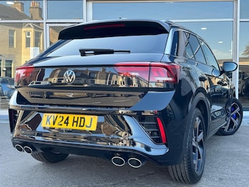 Used Volkswagen T-Roc 2024 for sale - 76647544: Photo