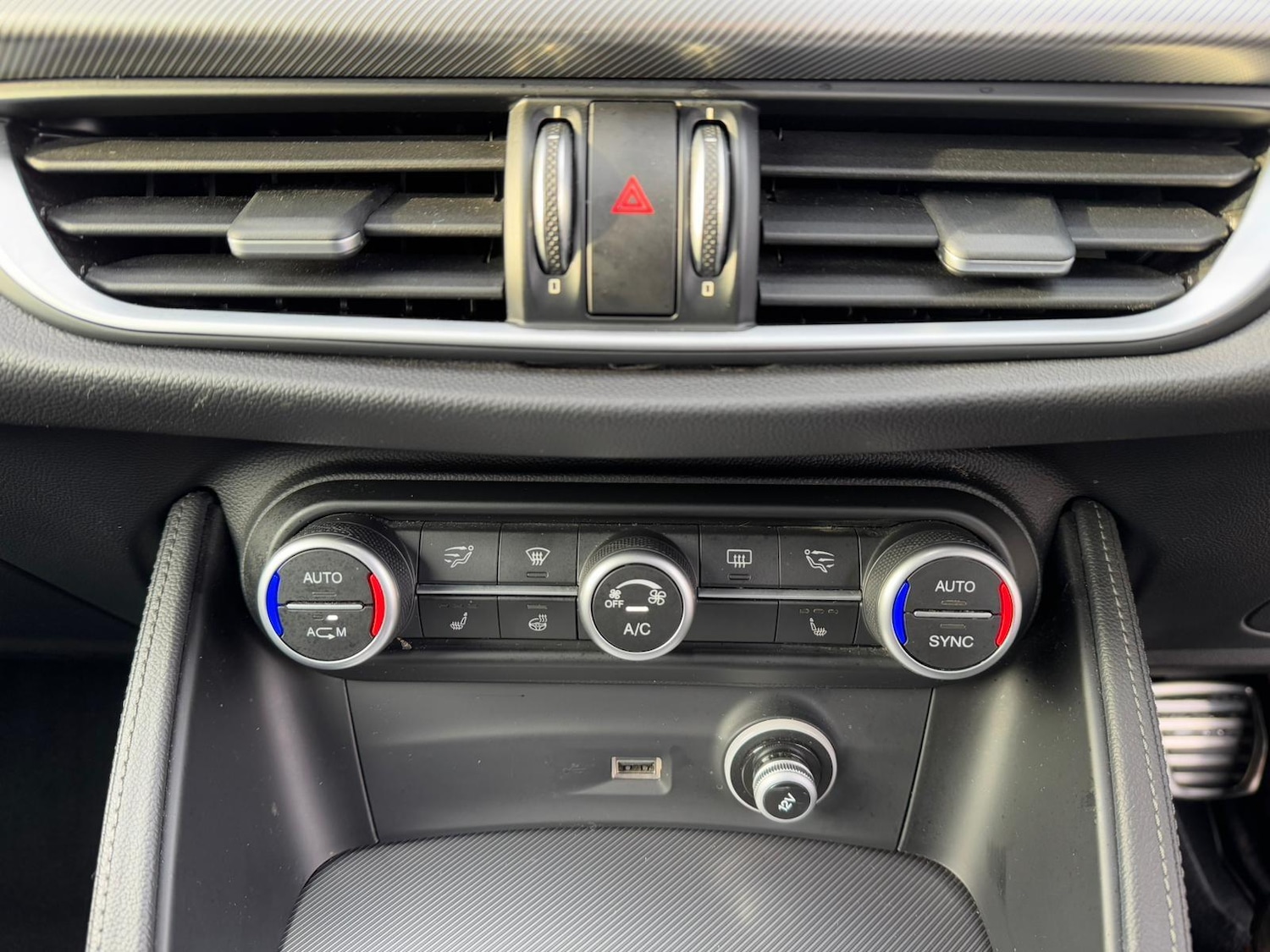 Used Alfa Romeo Stelvio 2019 for sale - 76647614: Photo 27