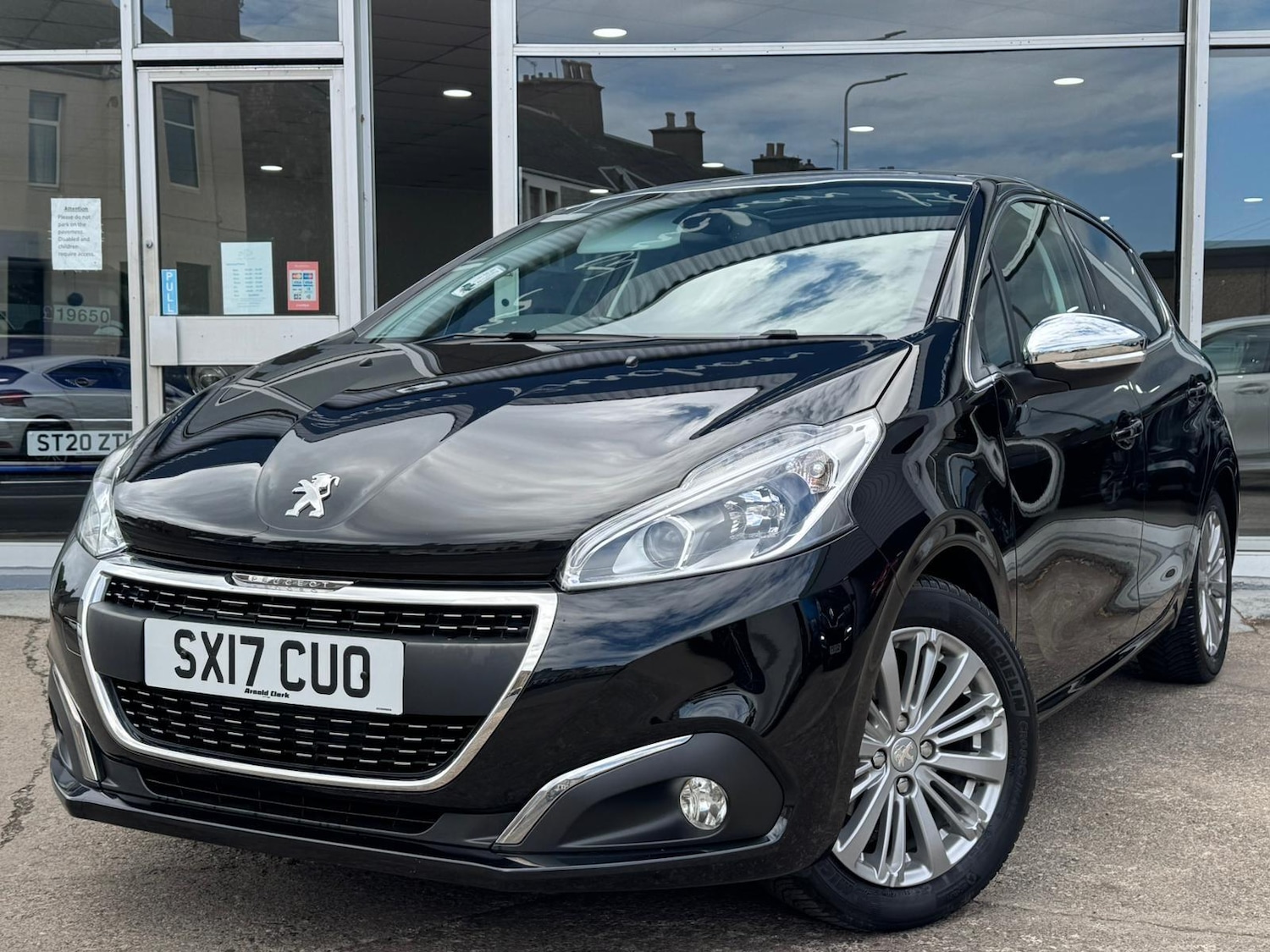 Used Peugeot 208 2017 for sale - 77411678: Photo 1