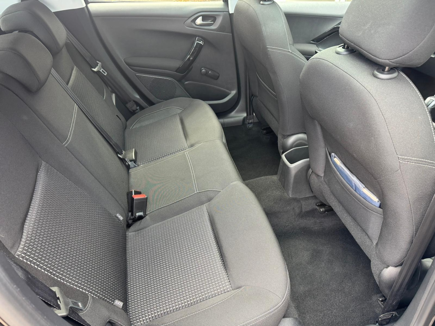 Used Peugeot 208 2017 for sale - 77411678: Photo 10