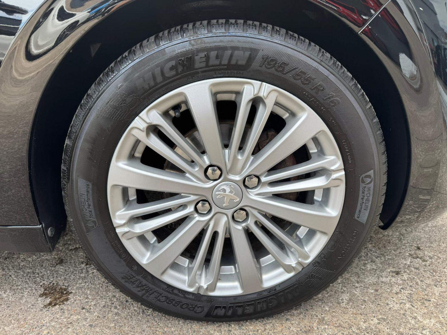 Used Peugeot 208 2017 for sale - 77411678: Photo 17