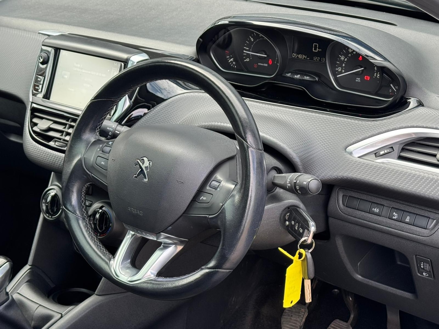 Used Peugeot 208 2017 for sale - 77411678: Photo 25