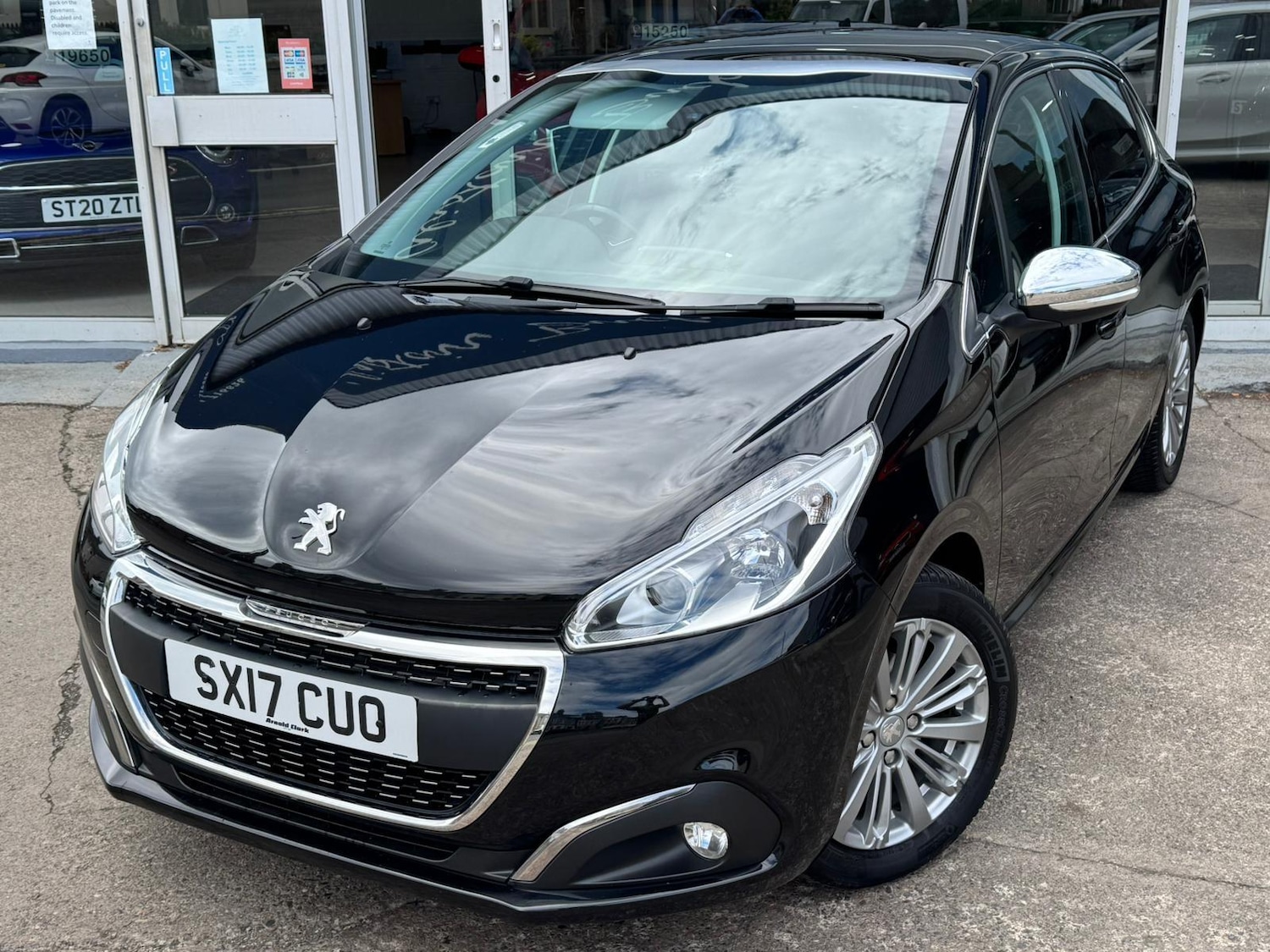 Used Peugeot 208 2017 for sale - 77411678: Photo 5