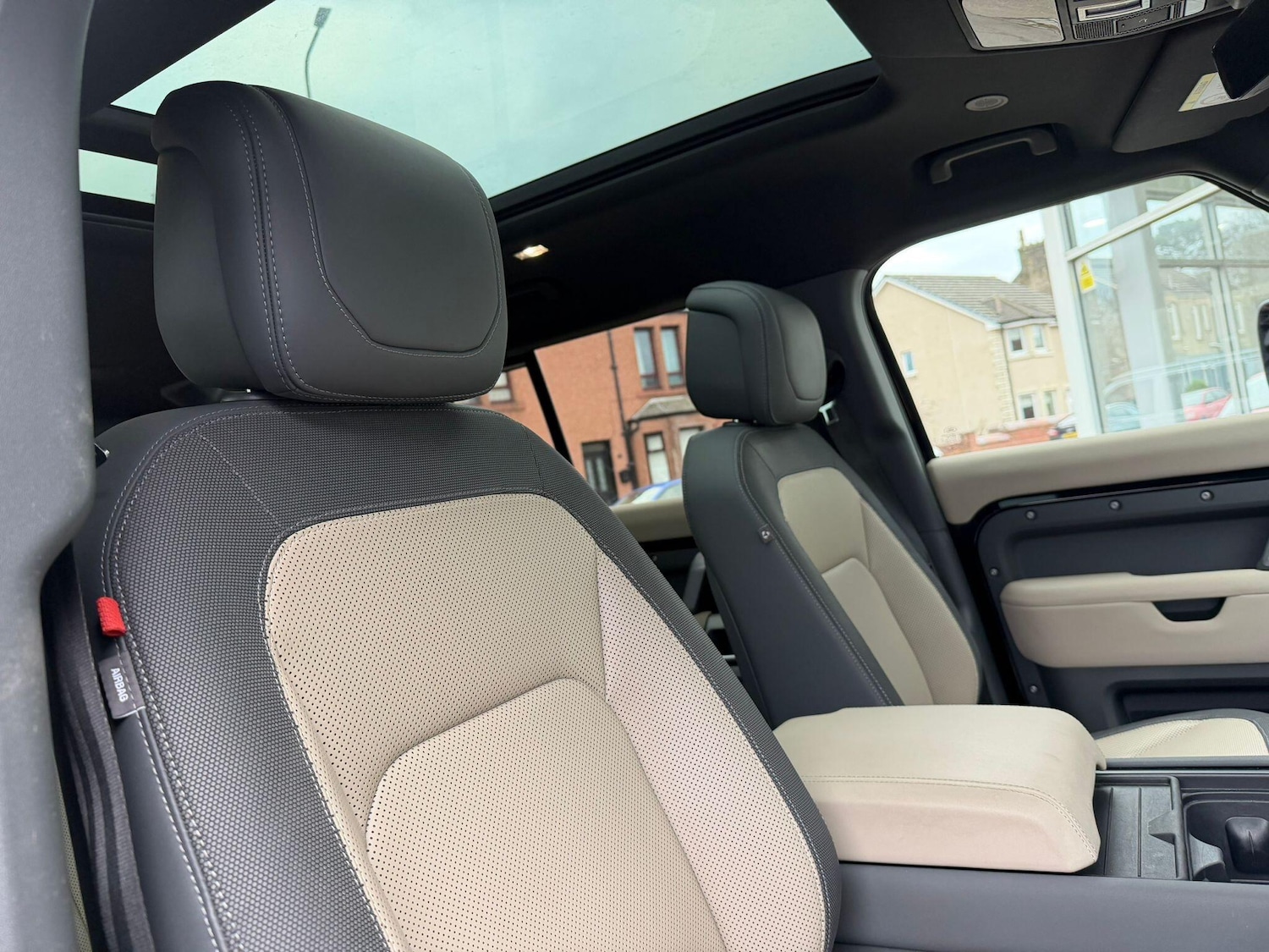 Used Land Rover Defender 2022 for sale - 77377126: Photo 15