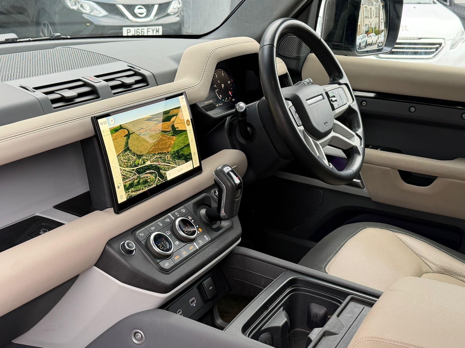 Used Land Rover Defender 2022 for sale - 77377126: Photo 6