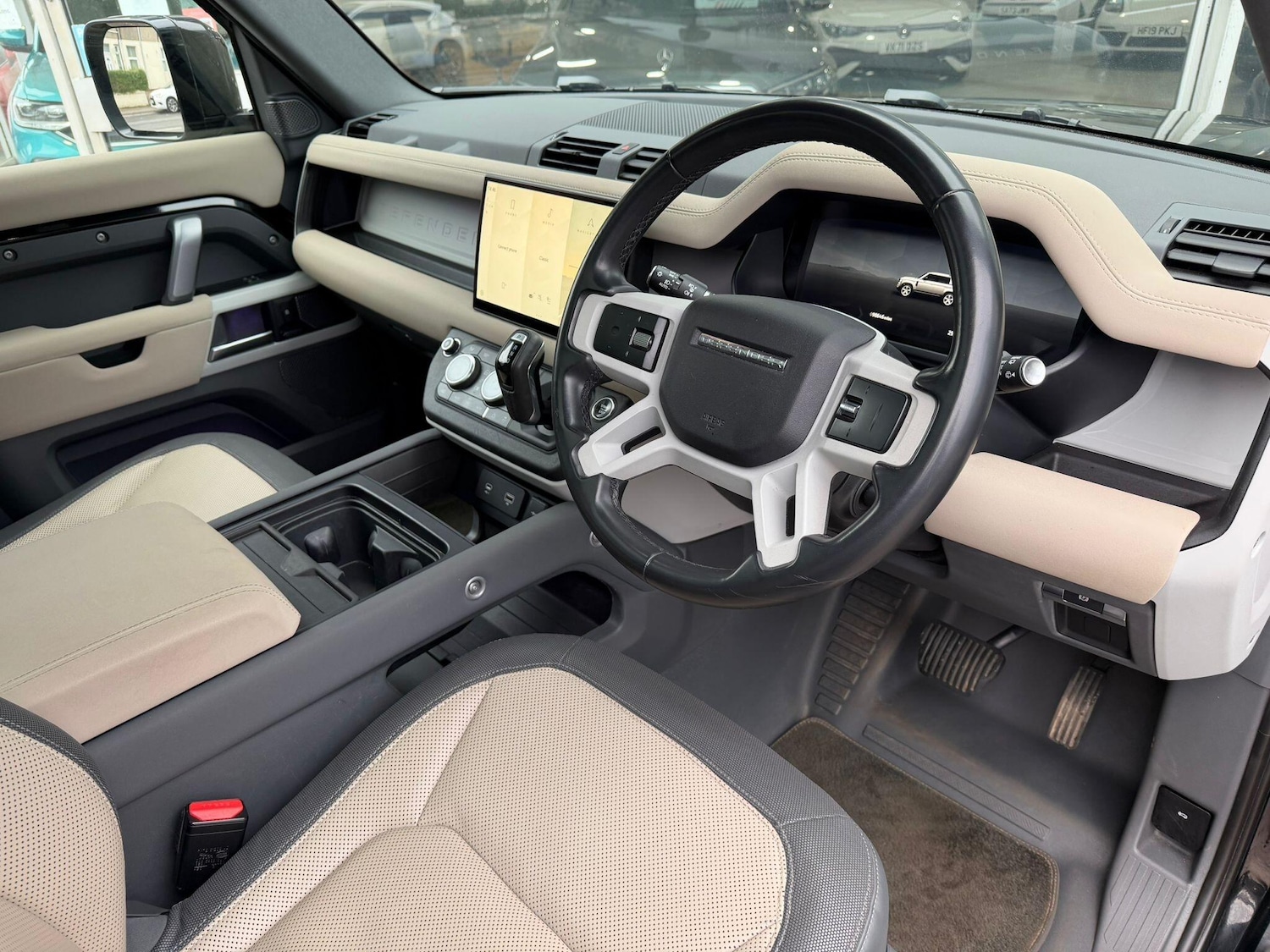 Used Land Rover Defender 2022 for sale - 77377126: Photo 7