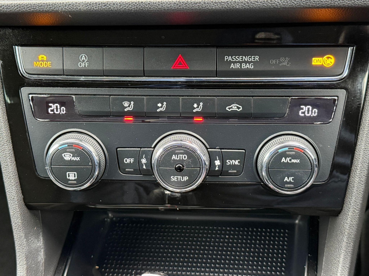 Used SEAT Leon 2018 for sale - 77672042: Photo 26