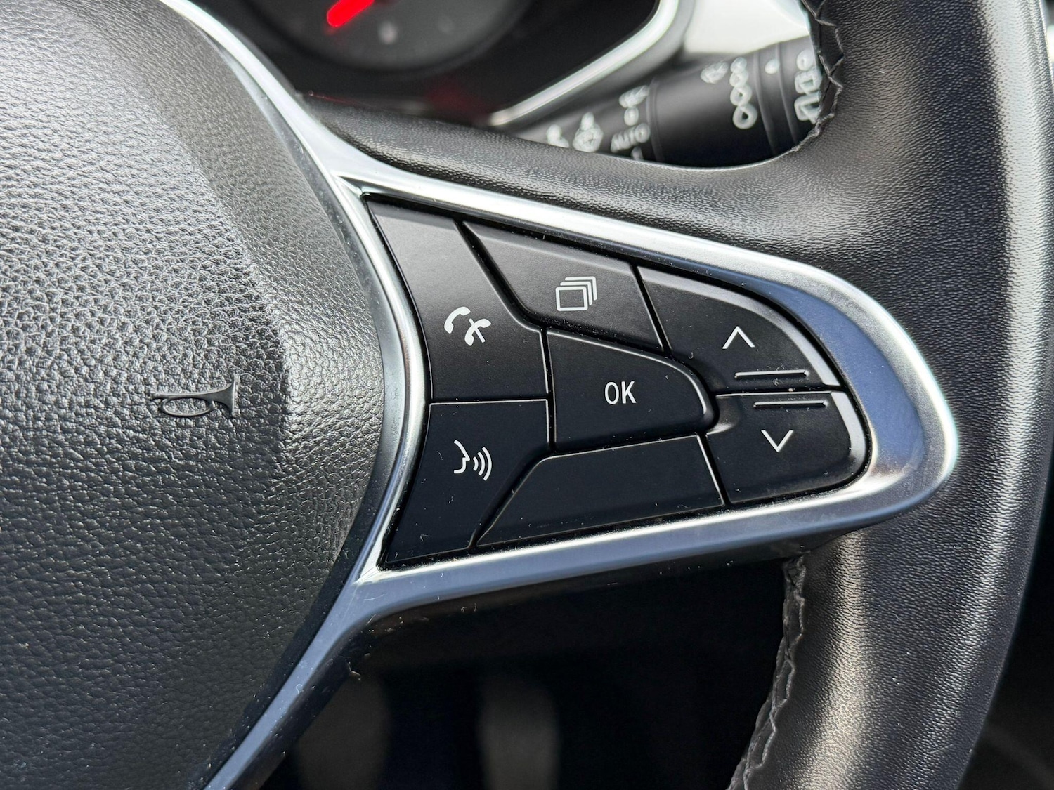 Used Renault Captur 2020 for sale - 76964860: Photo 13