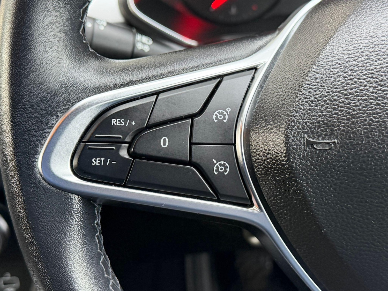 Used Renault Captur 2020 for sale - 76964860: Photo 16