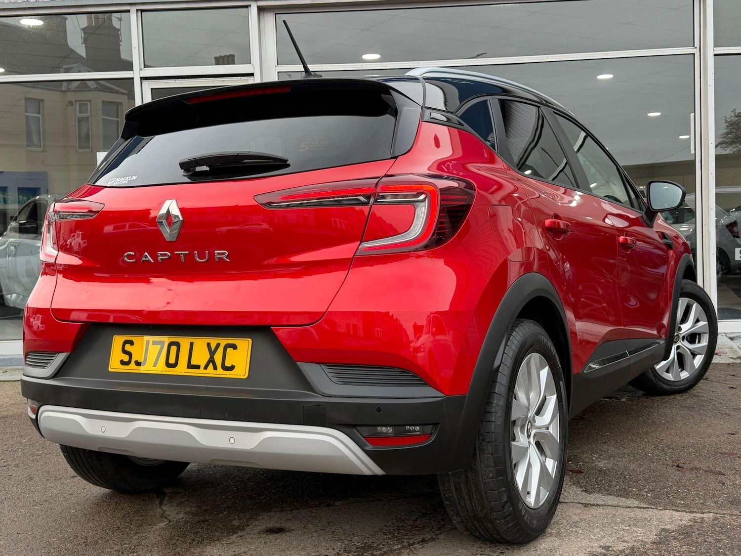 Used Renault Captur 2020 for sale - 76964860: Photo 3