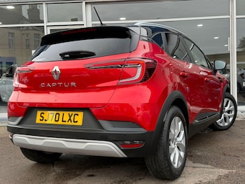 Used Renault Captur 2020 for sale - 76964860: Photo